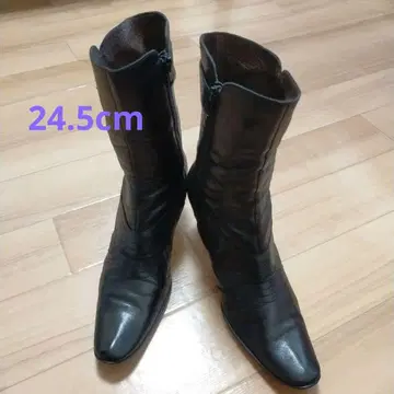 [ 새상품급 ] 블랙 숏 가죽 부츠 블랙