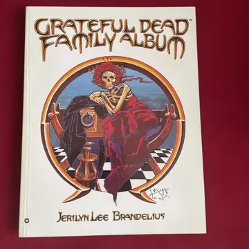 GREATFUL DEAD FAMILY ALBUM JERILYN LEE