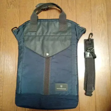 VICTORINOX 숄더백