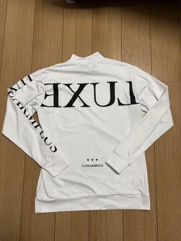 Luxeakmplus 모크넥 긴팔 셔츠 빅 로고 속기모 미사용