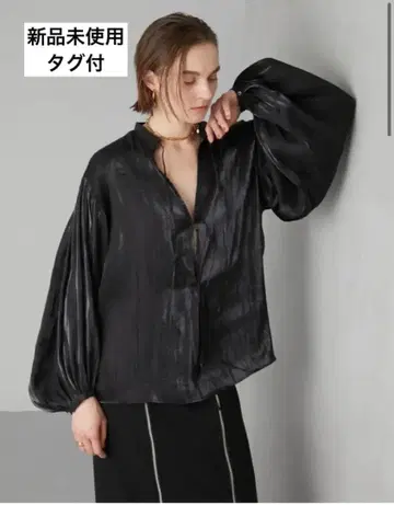라포드 제므 v넥 볼륨 슬리브 블라우스 블랙