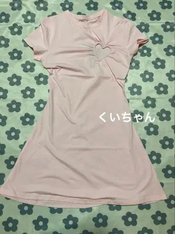 skims 핑크 하트 컷 아웃 플레어 원피스