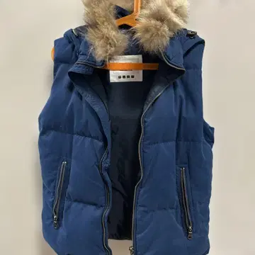 PLST 후드 부착 다운 베스트 네이비