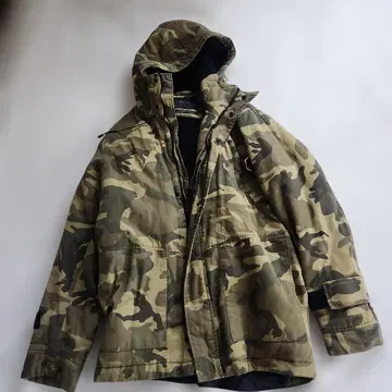 ZARA 카모플라쥬 밀리터리 자켓 S