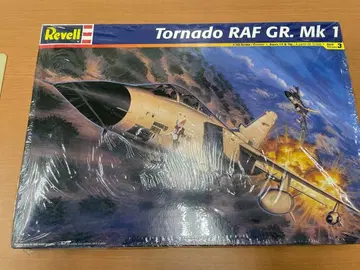 Revell Tornado RAF GR. Mk 1 1/32 스케일