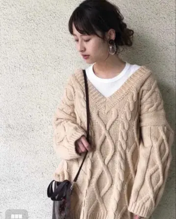 카스타네 빅 니트 베이지