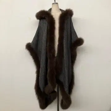 l'allure Deuxieme Classe 두지엠 클라세 판초