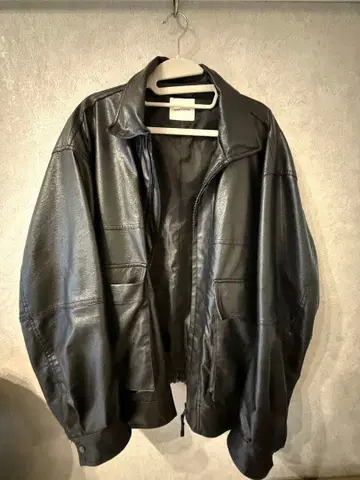 FREAK'S STORE 블랙 가죽 자켓 M 사이즈