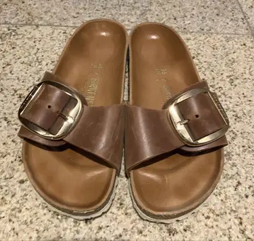 연휴 한정판 SALE! Birkenstock 브라운 샌들 36 인기