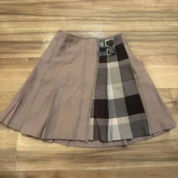 BLUE LABEL CRESTBRIDGE 플리츠 스커트 34