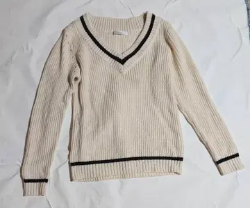 Andemiu 아이보리 V넥 스웨터