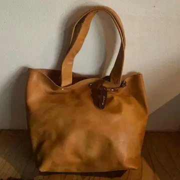 L'Atelier 브라운 가죽 토트백