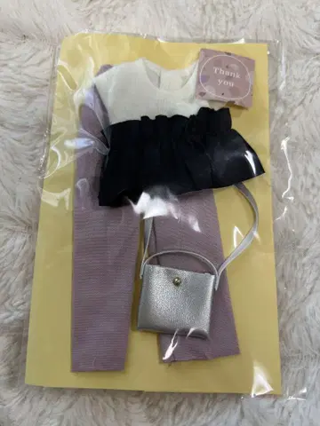 11. 핸드메이드 작가님 22cm 리카짱 사이즈 인형 의류