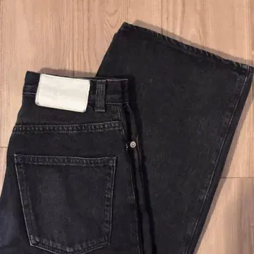 투모로우랜드 맥피 블랙 데님 와이드 팬츠