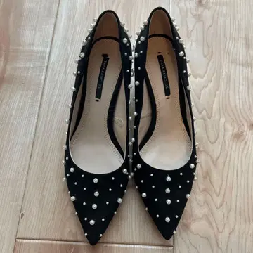 새상품 ZARA 35사이즈 (22.5cm) 펄 펌프스