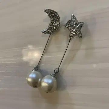 GRACE CONTINENTAL 귀걸이