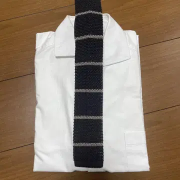 미사용 새상품 HACKETT LONDON 실크 니트 타이 블랙/화이트