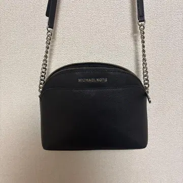 새상품급 MICHAEL KORS 블랙 숄더백