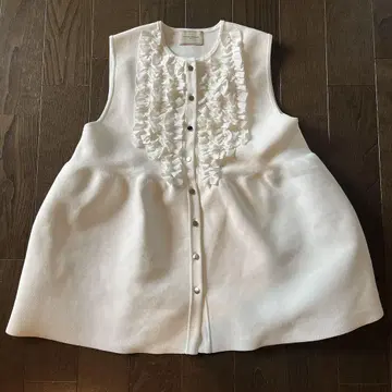 UNITED ARROWS 프릴 장식 화이트 베스트