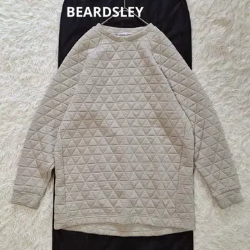 새상품급 BEARDSLEY 비어즐리 퀼팅 맨투맨 풀오버