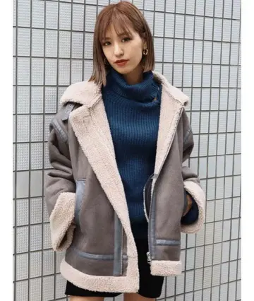 EMODA 와이드 암 페이크 무스탕 블루종