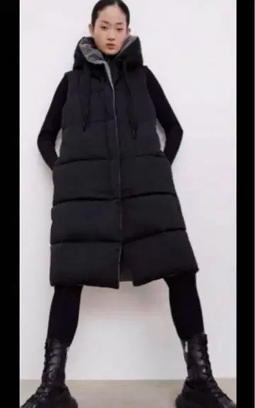 ZARA 롱 다운 베스트 후드 부착