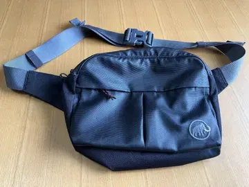MAMMUT 바디백 블랙