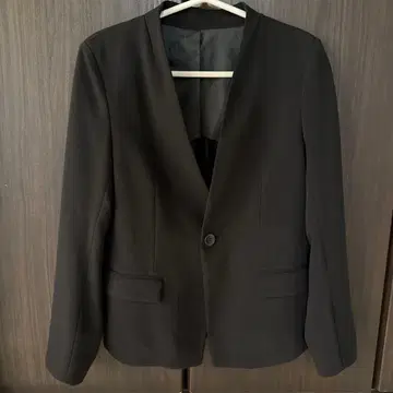 새상품급 로페피크닉 노카라 자켓 38