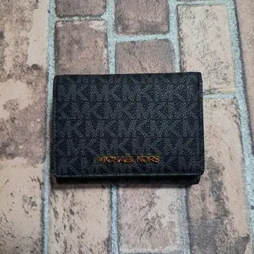 MICHAEL KORS 블랙 3단 폴더형 지갑