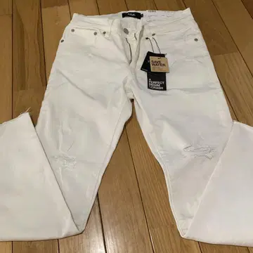 AZUL 화이트 스키니 데님 M 사이즈