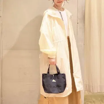 Kelty & SM2 아이보리 후드 부착 롱 마운틴 파카