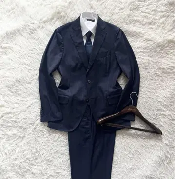 [ 새상품급 ] LARDINI 네이비 울 수트 사이즈 48