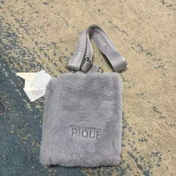 PIQUE 그레이 퍼 숄더백