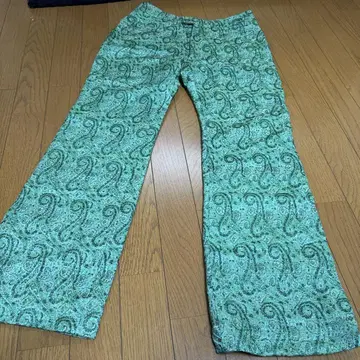 TSUMORI CHISATO 츠모리치사토 페이즐리 무늬 플레어 팬츠