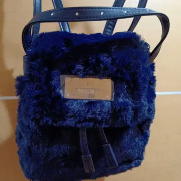 Swarovski 네이비 퍼 백팩 미사용 새상품