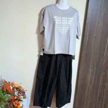캐주얼 셋업 T셔츠와 팬츠 새상품, 미착용