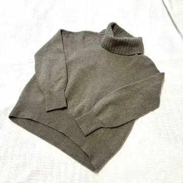 [새상품급] Spick & Span 울 캐시미어 터틀넥 풀오버