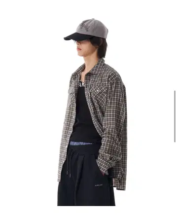 AAKAM 캡