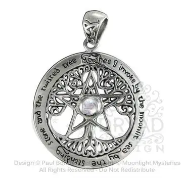 MM: Extra Large Cut Out Tree Pentacle