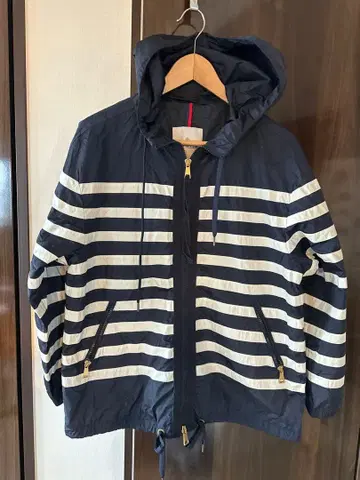 MONCLER 스트라이프 후드 부착 자켓