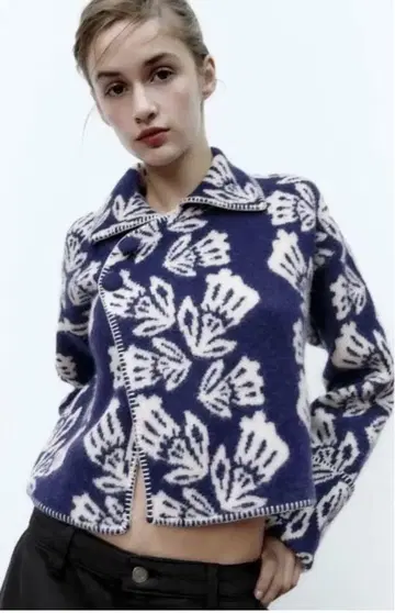 ZARA 자카드 니트 가디건