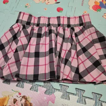 Sugar Glos 핑크 블랙 체크 플레어 스커트