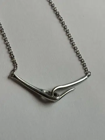 loro 01M necklace 01