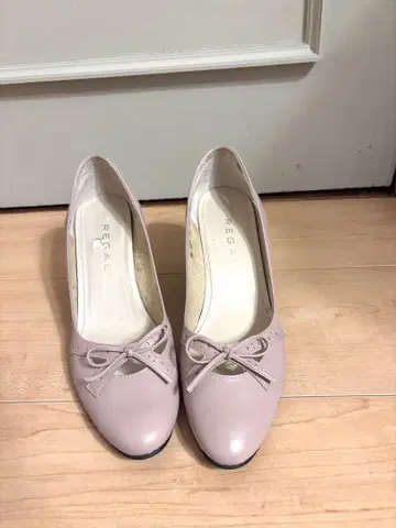 리걸 펌프스