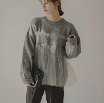 튤 도킹 니트