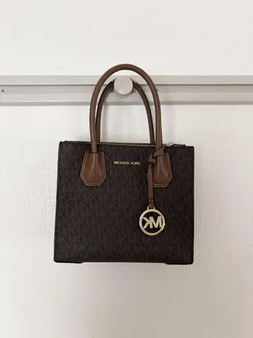 MICHAEL KORS 미니 토트백 브라운/블랙