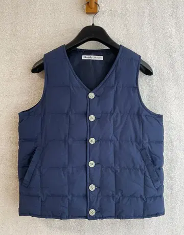 정가 16280엔 빔즈 보이 BEAMS BOY 얕은 V넥 다운 베스트