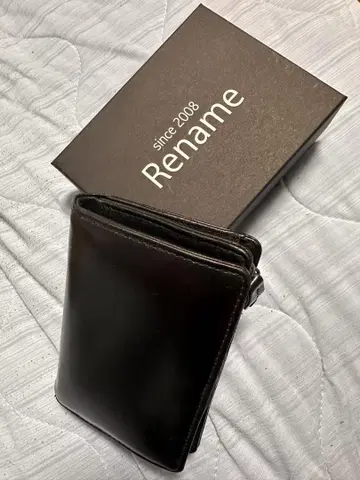 Rename 블랙 가죽 접이식 지갑 가격 인하