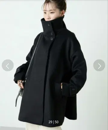 새상품급 빅 스탠드 카라 미들 울 코트