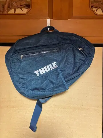 THULE 스레기 숄더백